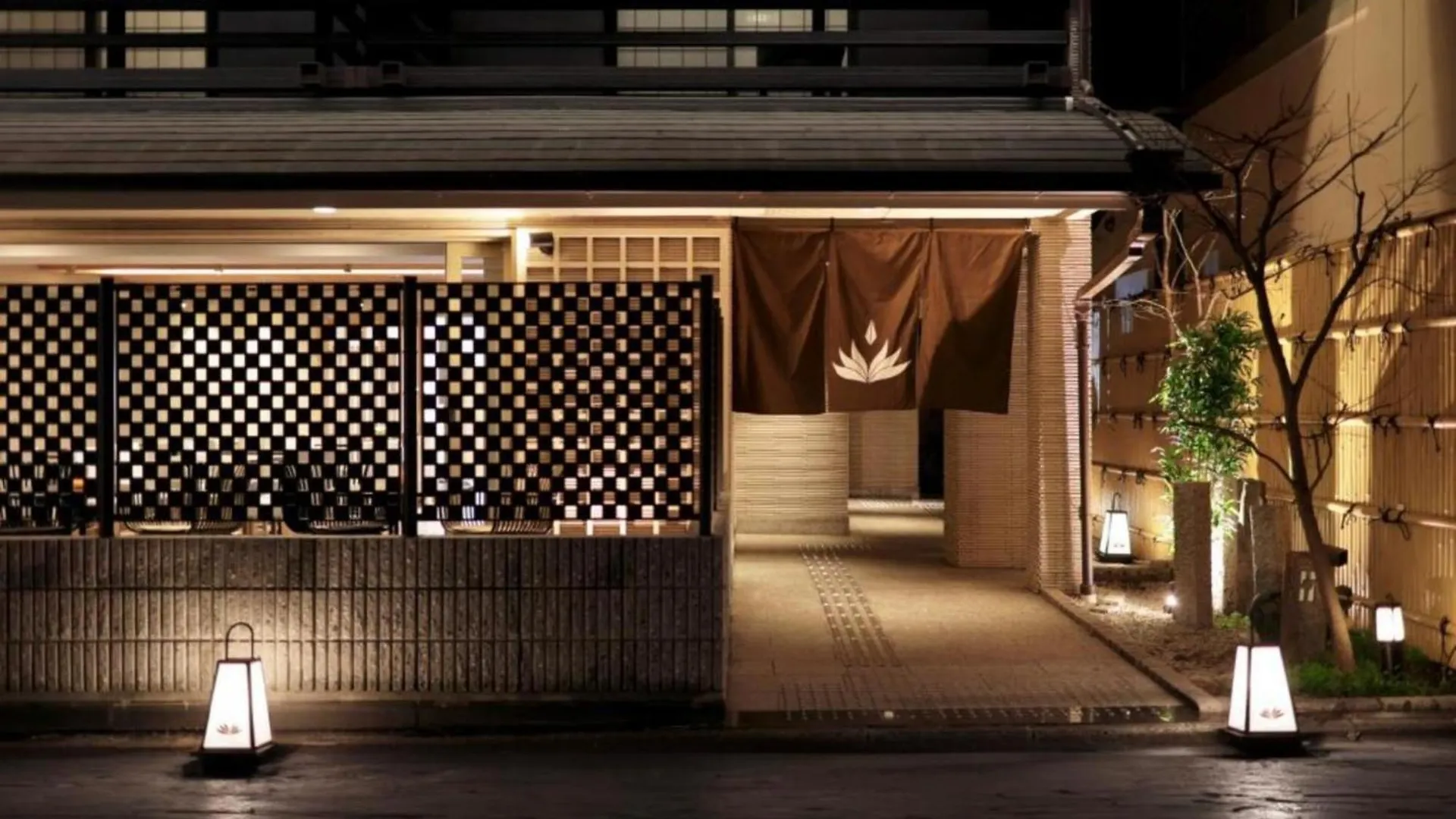 Gion Crystal Hotel - Vacation Stay 21877V Kyoto 0*,  Japan