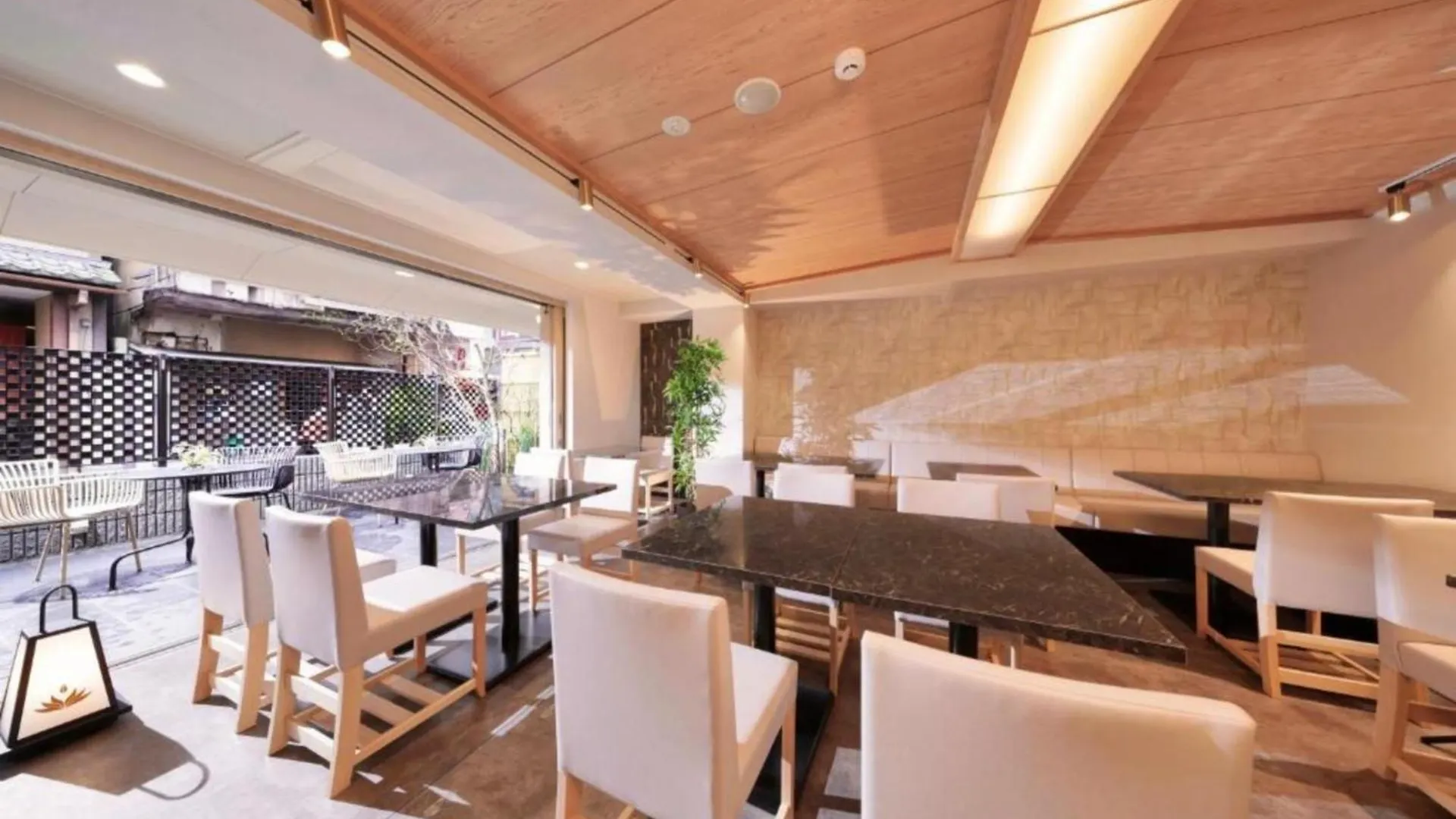 Gion Crystal Hotel - Vacation Stay 21877V Kyoto
